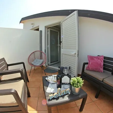 Guest house And Doris 4*