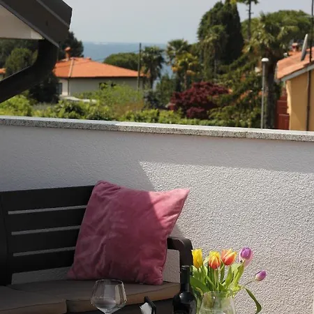 And Doris Lovrecica (Istria)