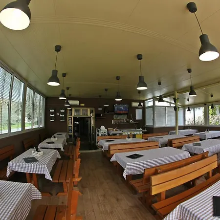 בית הארחה And Doris 4*