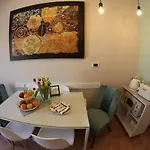 And Doris Πανσιόν 4*