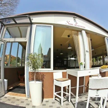 Room&apartment Doris 4*
