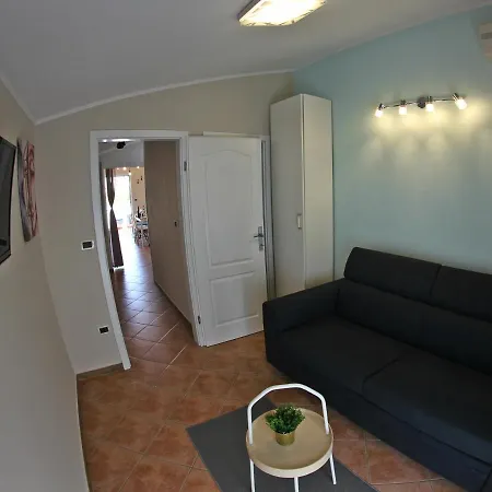 Room&apartment Doris Lovrečica