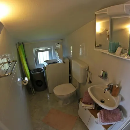 Room&apartment Doris Lovrečica